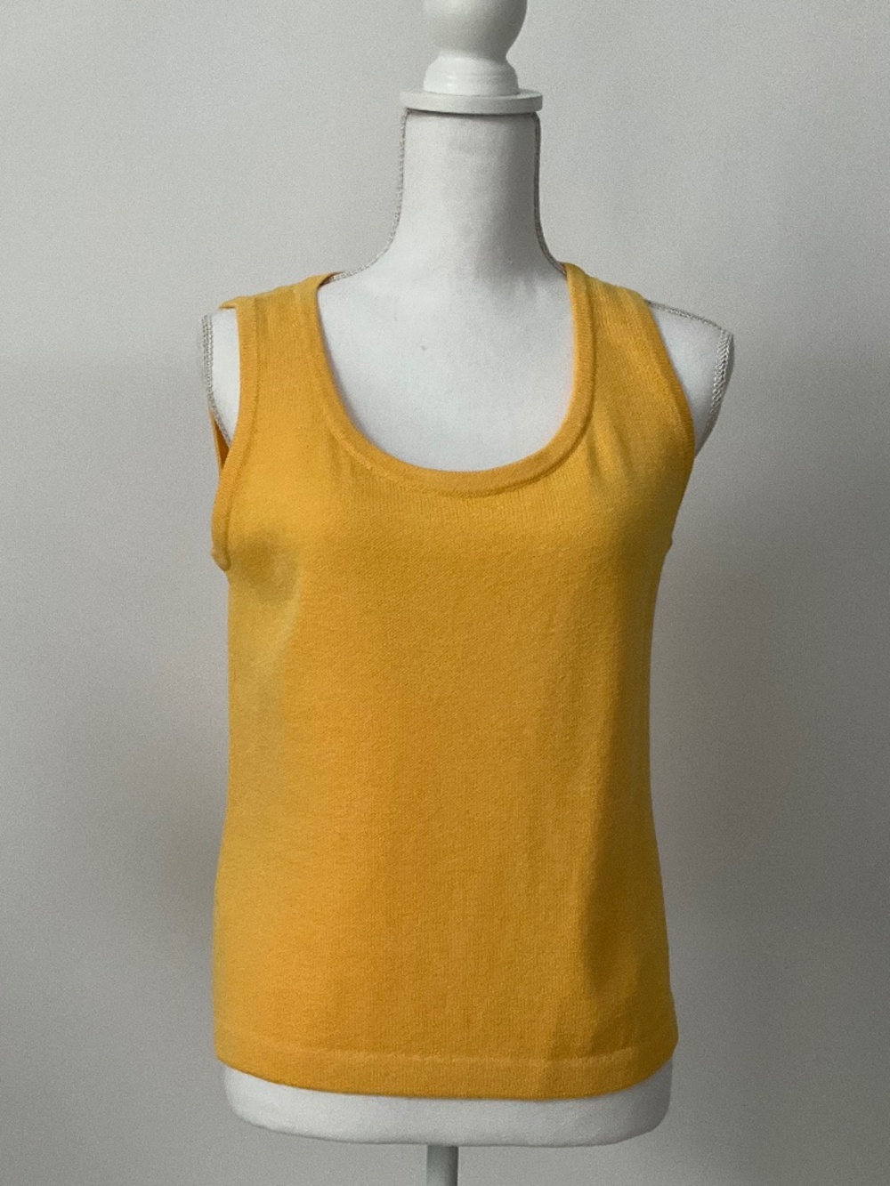 St. John Sport Yellow Knit Tank Shell Top Luxury Designer Size P